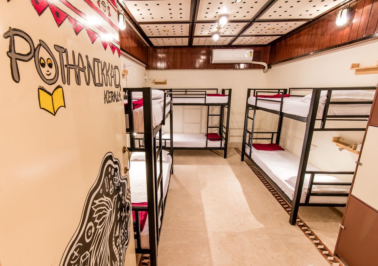 Basti - A Backpackers Hostel Mumbai  Buitenkant foto