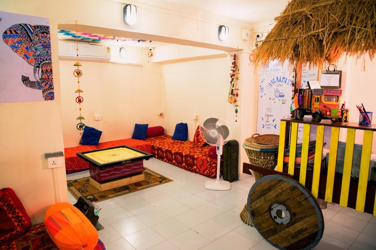 Basti - A Backpackers Hostel Mumbai  Buitenkant foto